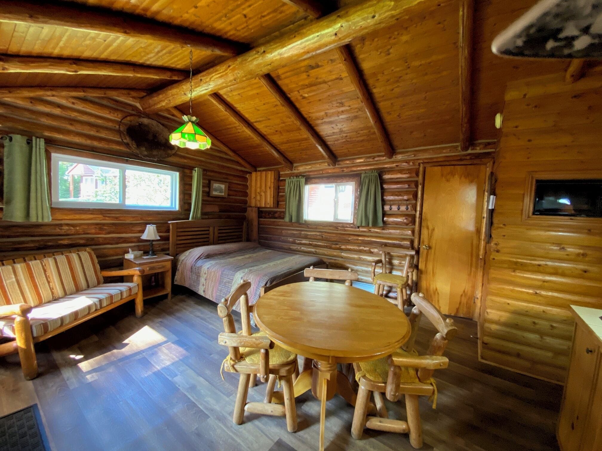 Family Chalet, 2 Bedrooms (Les Castors)
