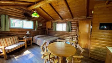 Family Chalet, 2 Bedrooms (Les Castors)