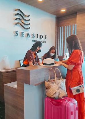 Reception - Seaside Jomtien Beach (Pattaya)