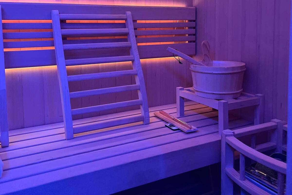 Wellness Spa Suite | 高級寢具、羽絨被、特厚豪華床墊、迷你吧贈品