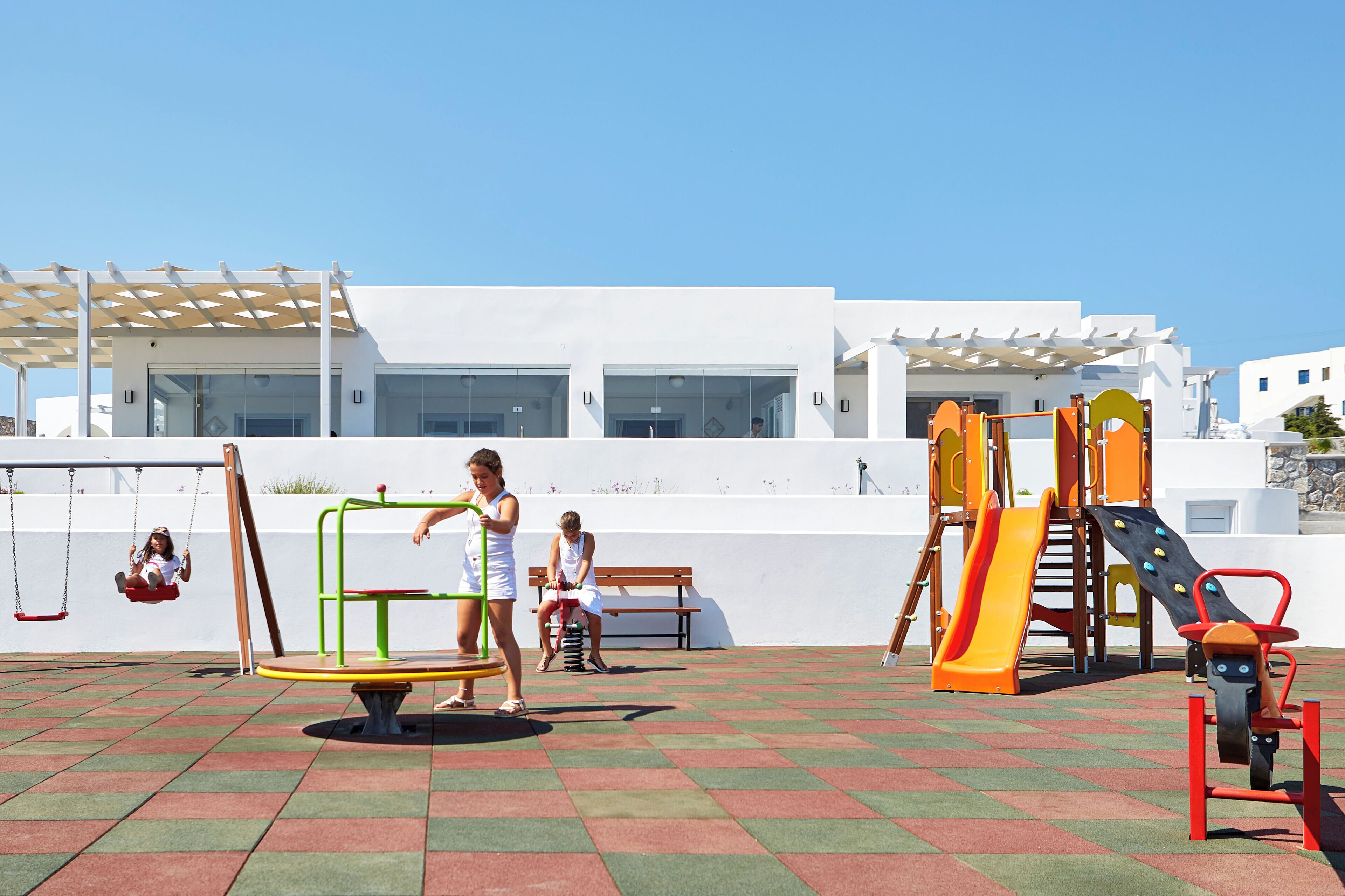 儿童活动区 - 室外