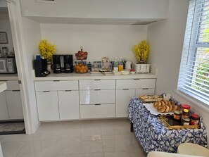 Free daily on-the-go breakfast 