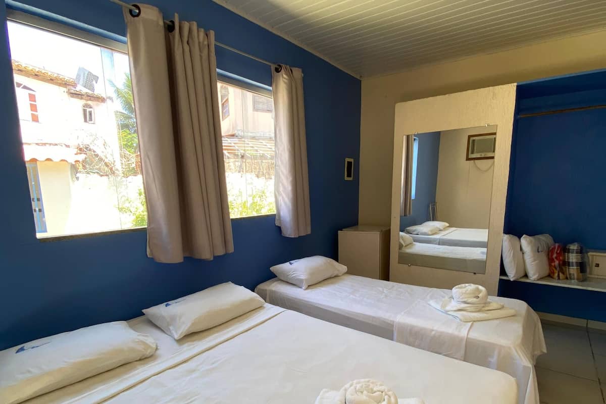 Värdeförvaringsskåp på rummet, gratis wi-fi och sängkläder