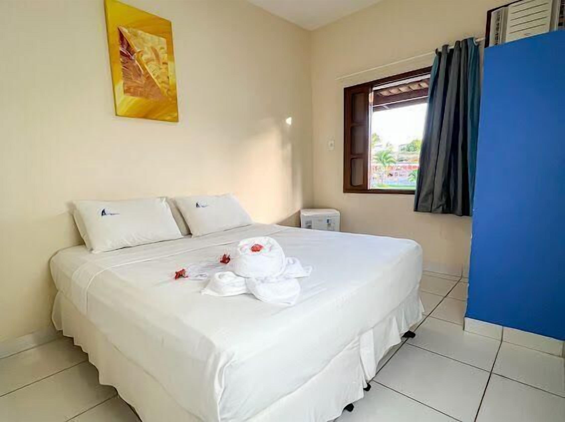 In-room safe, free WiFi, bed sheets