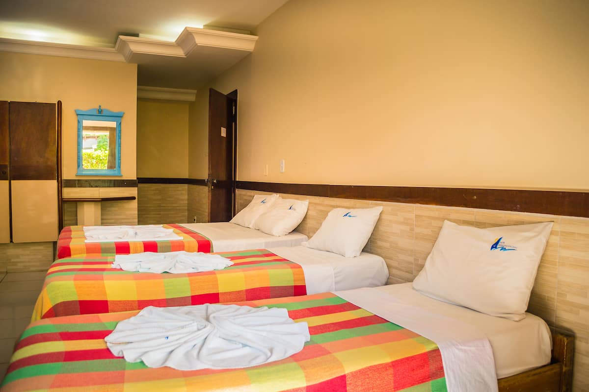Caja fuerte, wifi gratis, ropa de cama