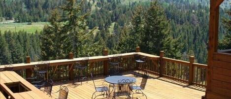 Cabane, 3 chambres, cuisine, vue montagne | Balcon