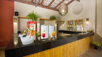 Café da manhã, almoço e jantar