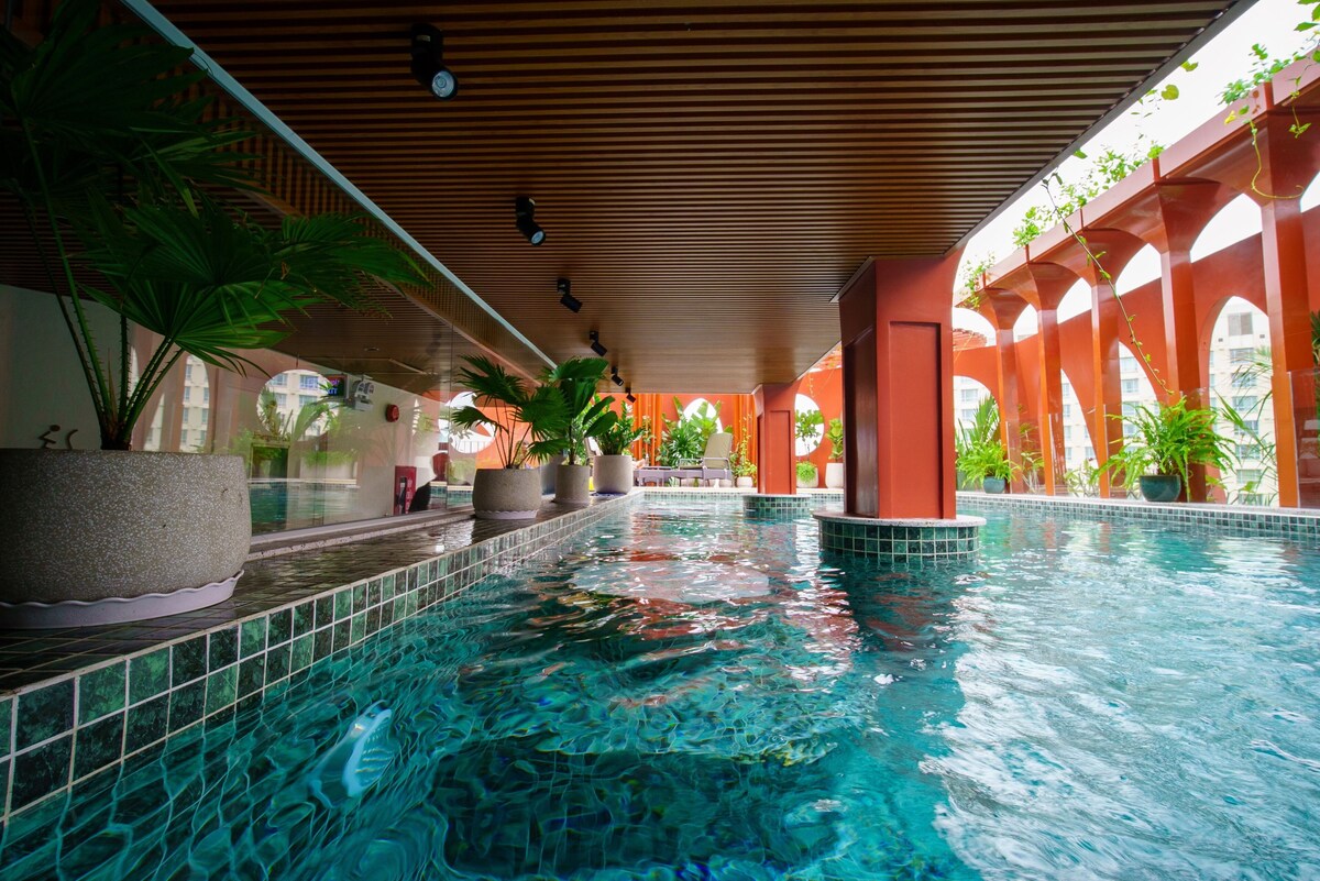 Me Saigon Boutique Hotel