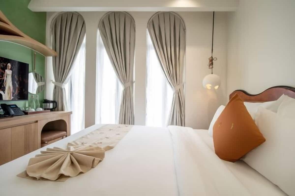 1 Schlafzimmer, Minibar, Zimmersafe, Schreibtisch