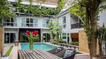 In-room safe, free WiFi