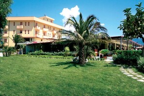 Property grounds - Hotel Residence Sciaron (Ricadi)