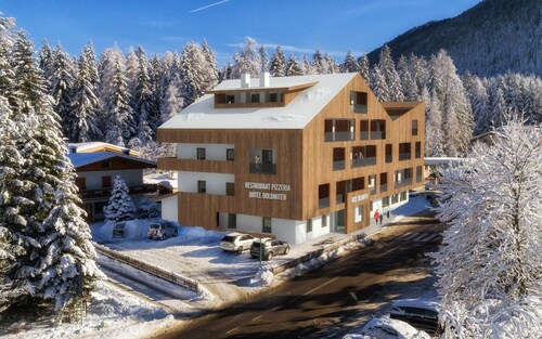 Hotel Dolomiten