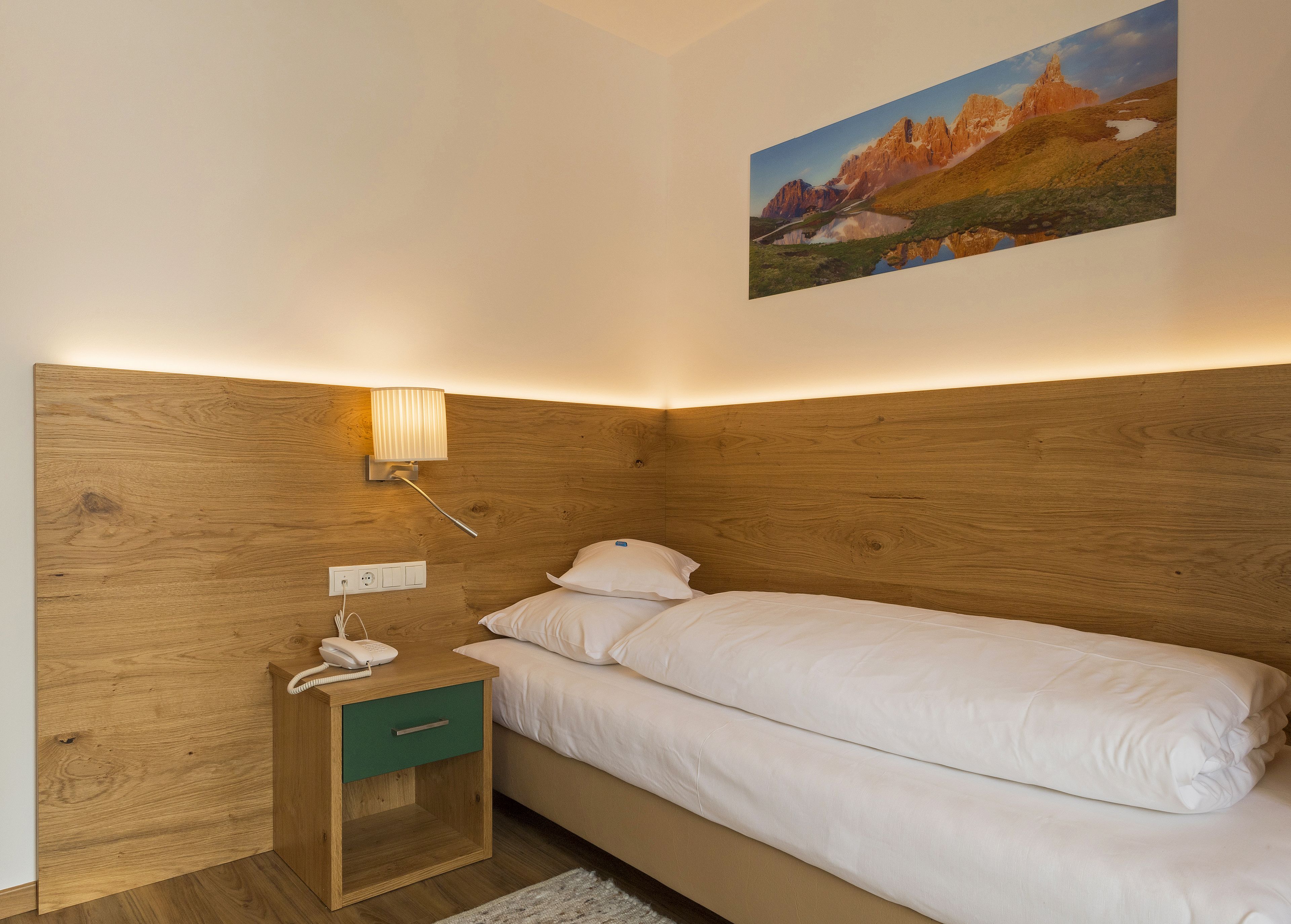 superior single room | in-room safe, free wifi, bed sheets