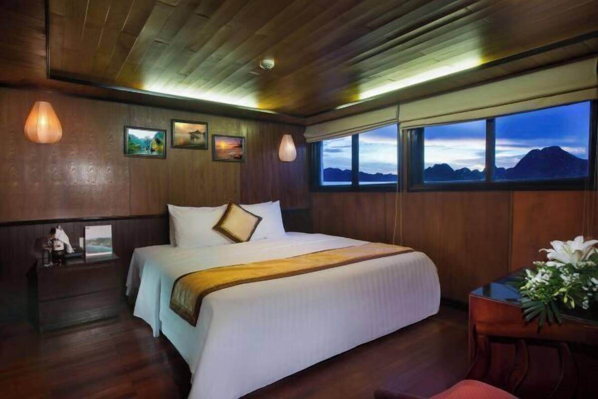 1 bedroom, premium bedding, in-room safe, soundproofing