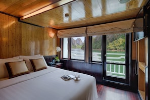 Deluxe-værelse med dobbeltseng eller 2 enkeltsenge (Private Balcony) | Opholdsområde