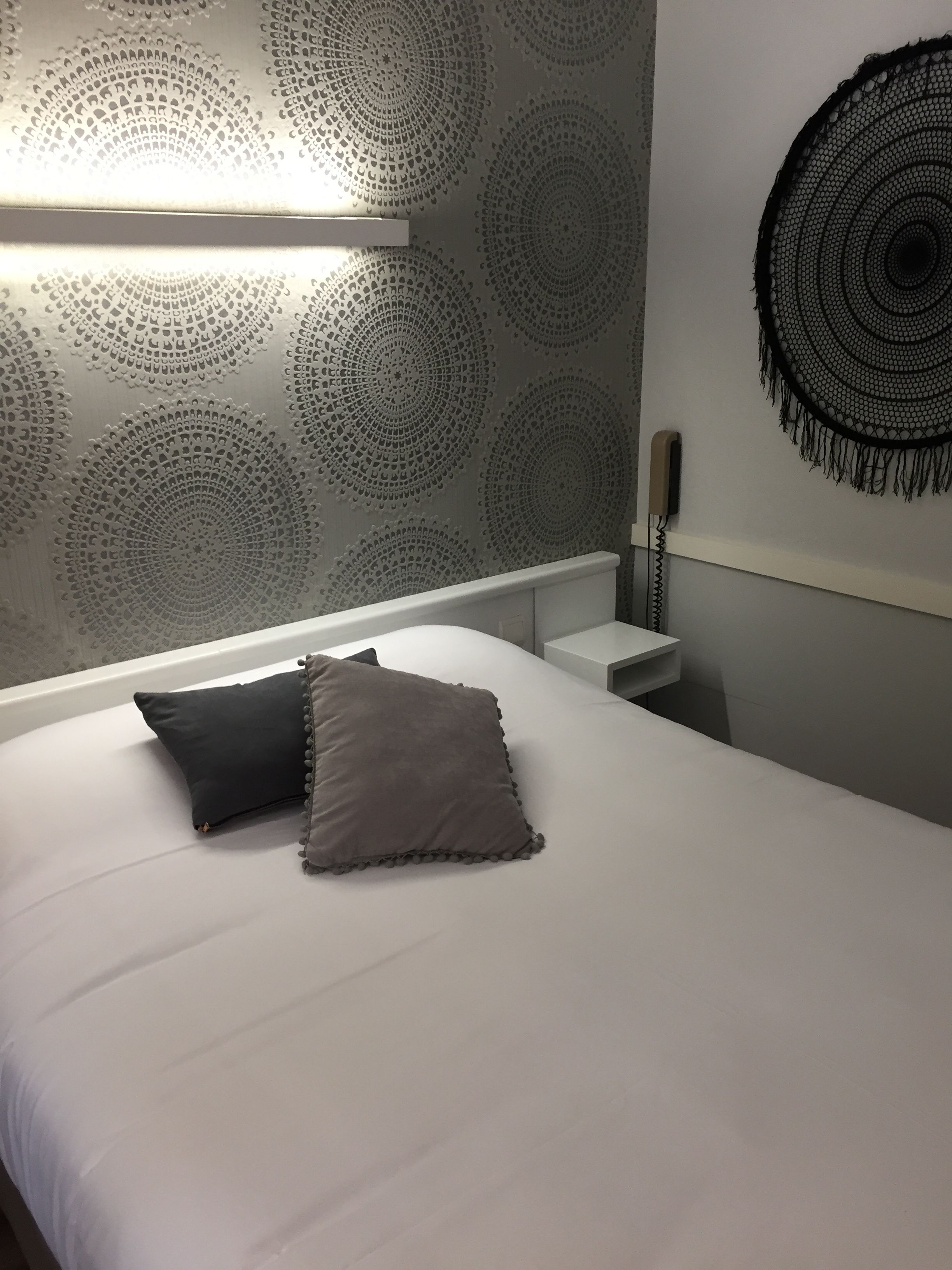 double room | desk, free wifi, bed sheets