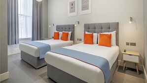Standard Quadruple Room - Apollo Hotel London – Near Hyde Park & Paddington Station (London)