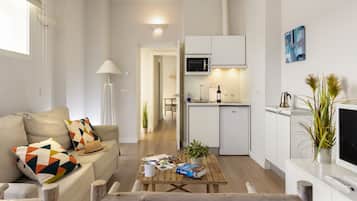 Superior Apartment, 1 Bedroom | Private kitchen | Full-sized fridge, microwave, coffee/tea maker, electric kettle