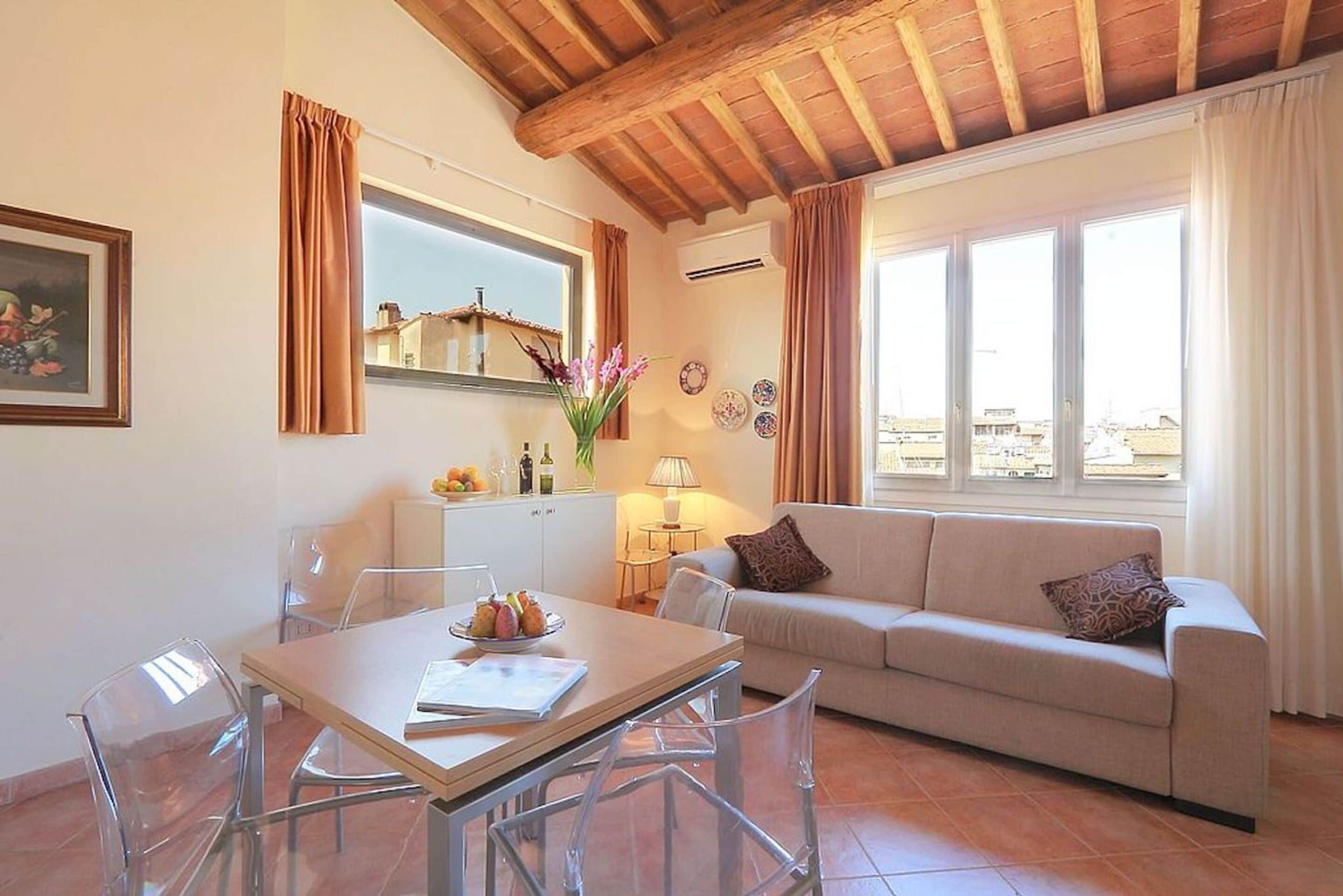Deluxe Apartment, 1 Bedroom, City View (5 people) | Living area | LCD TV