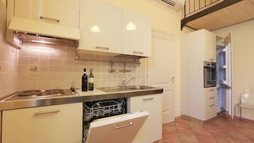 Deluxe-Apartment, 1 Schlafzimmer (6 people) | Eigene Küche | Kühlschrank, Mikrowelle, Herdplatte, Geschirrspüler