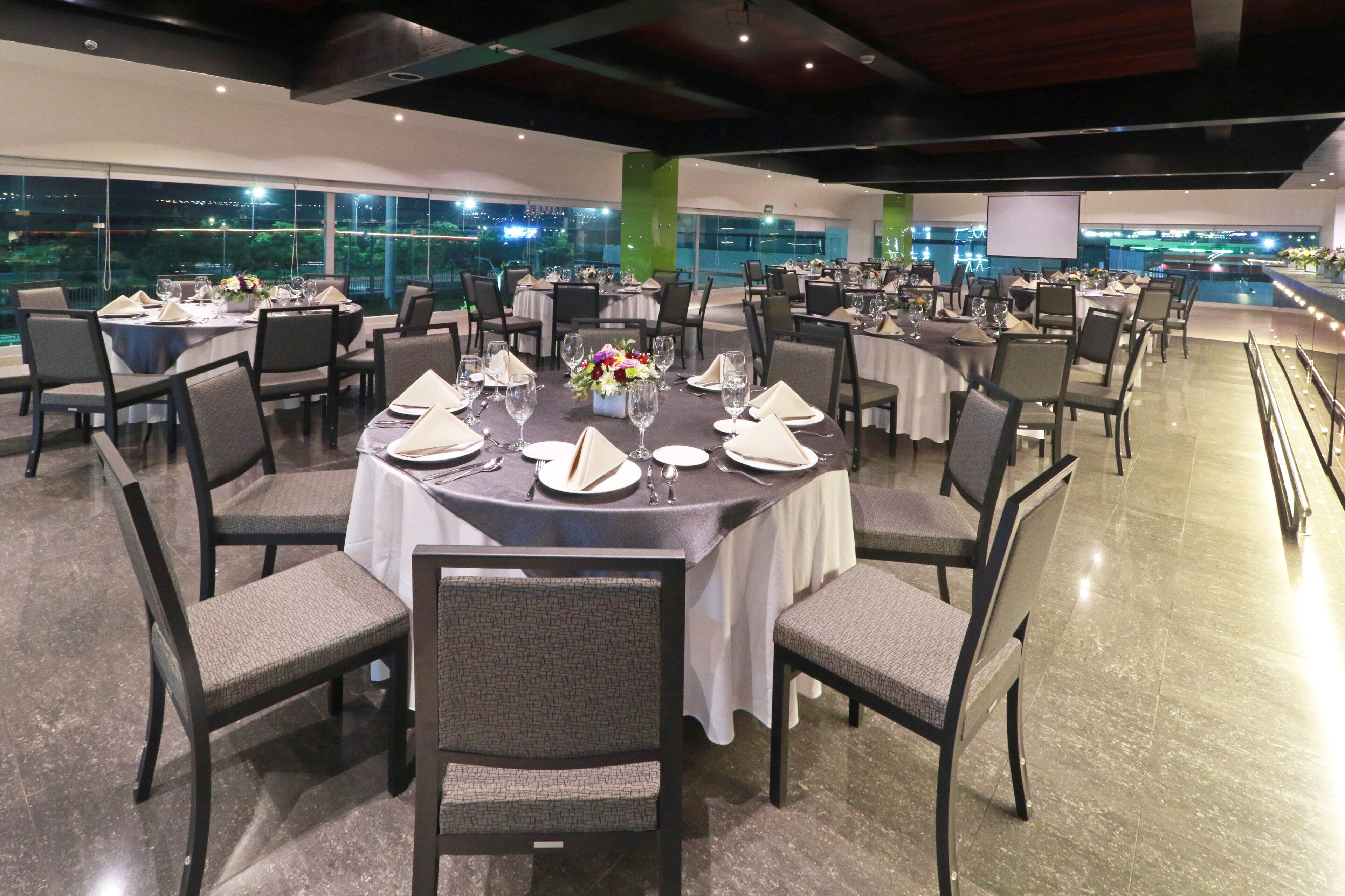 Photo - Holiday Inn Queretaro Zona Krystal, An Ihg