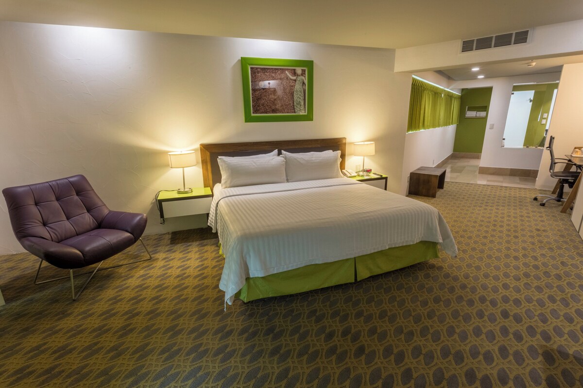 In-room safe, desk, blackout drapes, soundproofing