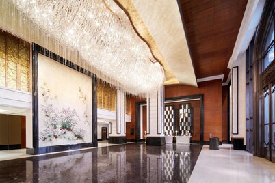 汕头龙光喜来登酒店