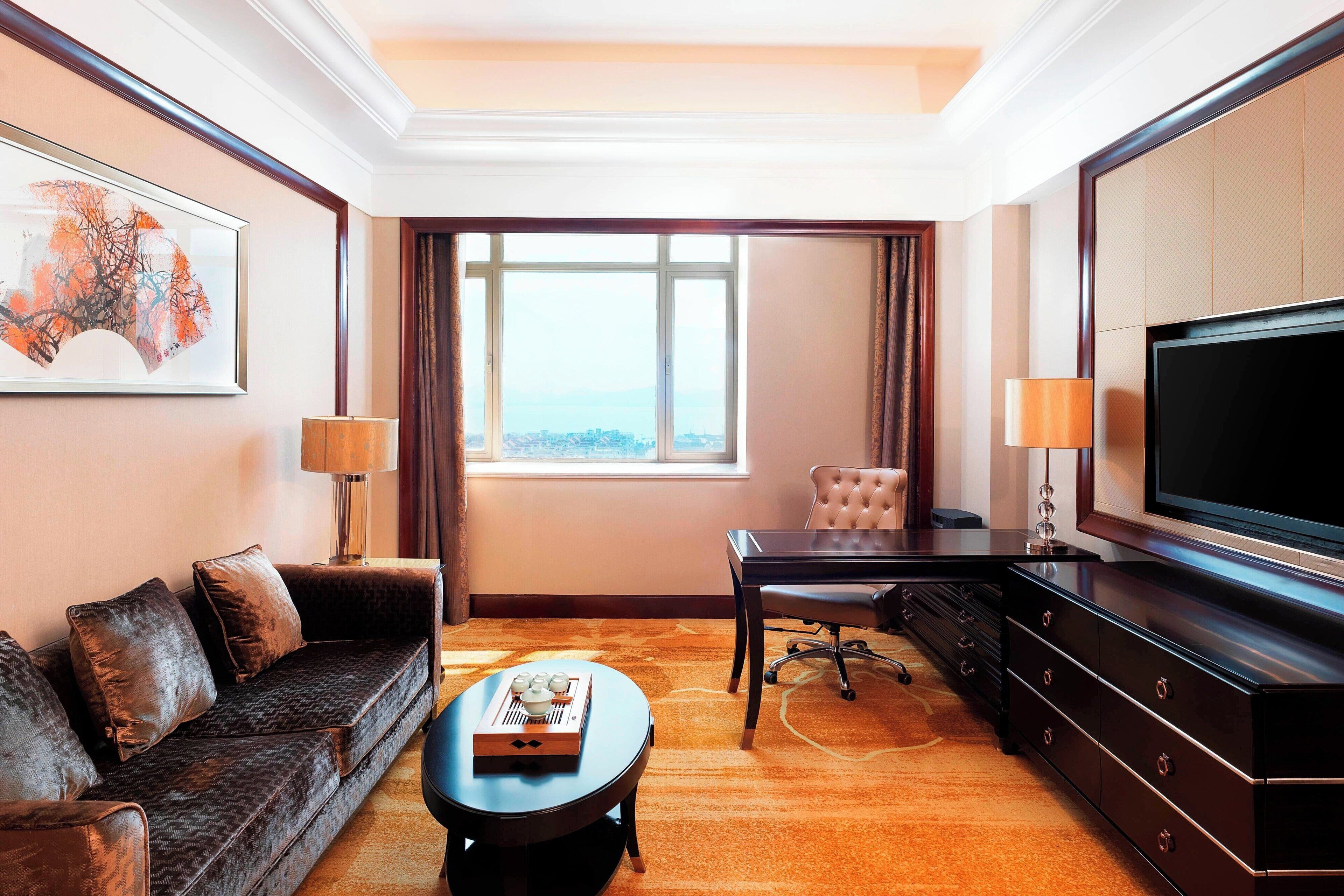 Premium bedding, desk, soundproofing, iron/ironing board
