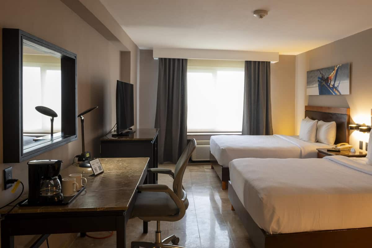 Premium bedding, in-room safe, desk, free WiFi