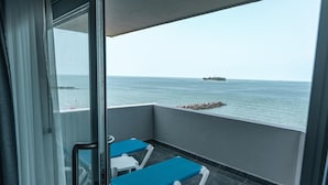 Suite junior, 1 cama King size, balcón, vista al océano | Vista desde la habitación