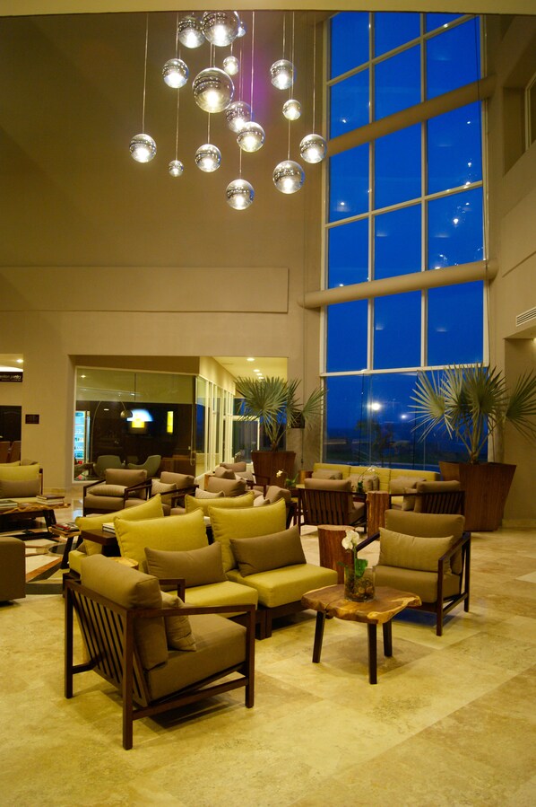 Lobby sitting area - Hilton Garden Inn Boca del Rio Veracruz (Boca del Río)