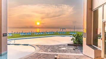 Outdoor pool, sun loungers