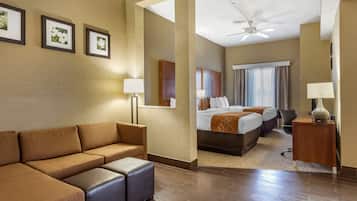 套房, 非吸煙房 (2 Queen Beds, Efficiency) | 熨斗/熨衣板、免費無線上網、床單