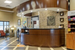 Lobby - Comfort Suites Batesville (Batesville)