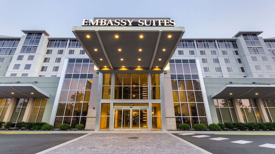 Embassy Suites Newark Airport