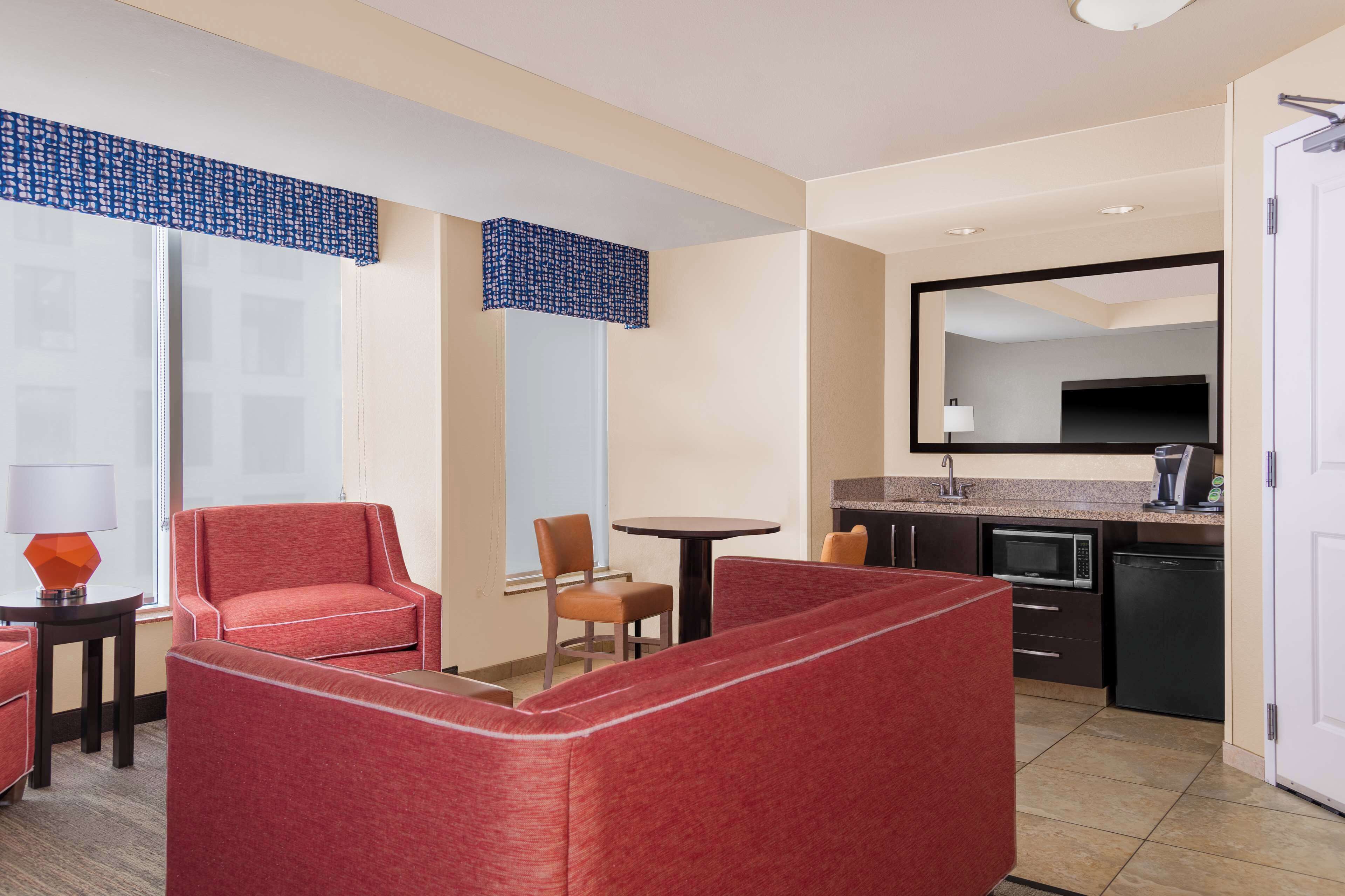 42-inch lcd tv with cable channels, tv, pay films