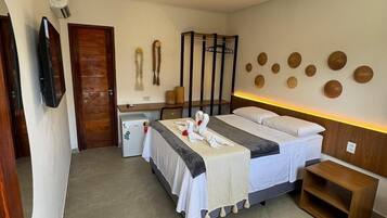 Comfort Double Room | Minibar, free WiFi, bed sheets