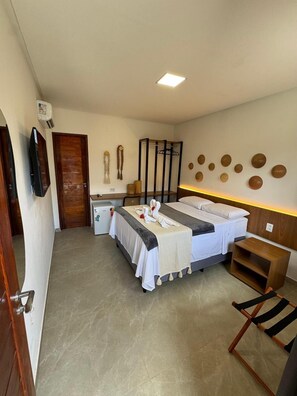 Kahden hengen comfort-huone | Minibaari, ilmainen Wi-Fi, vuodevaatteet