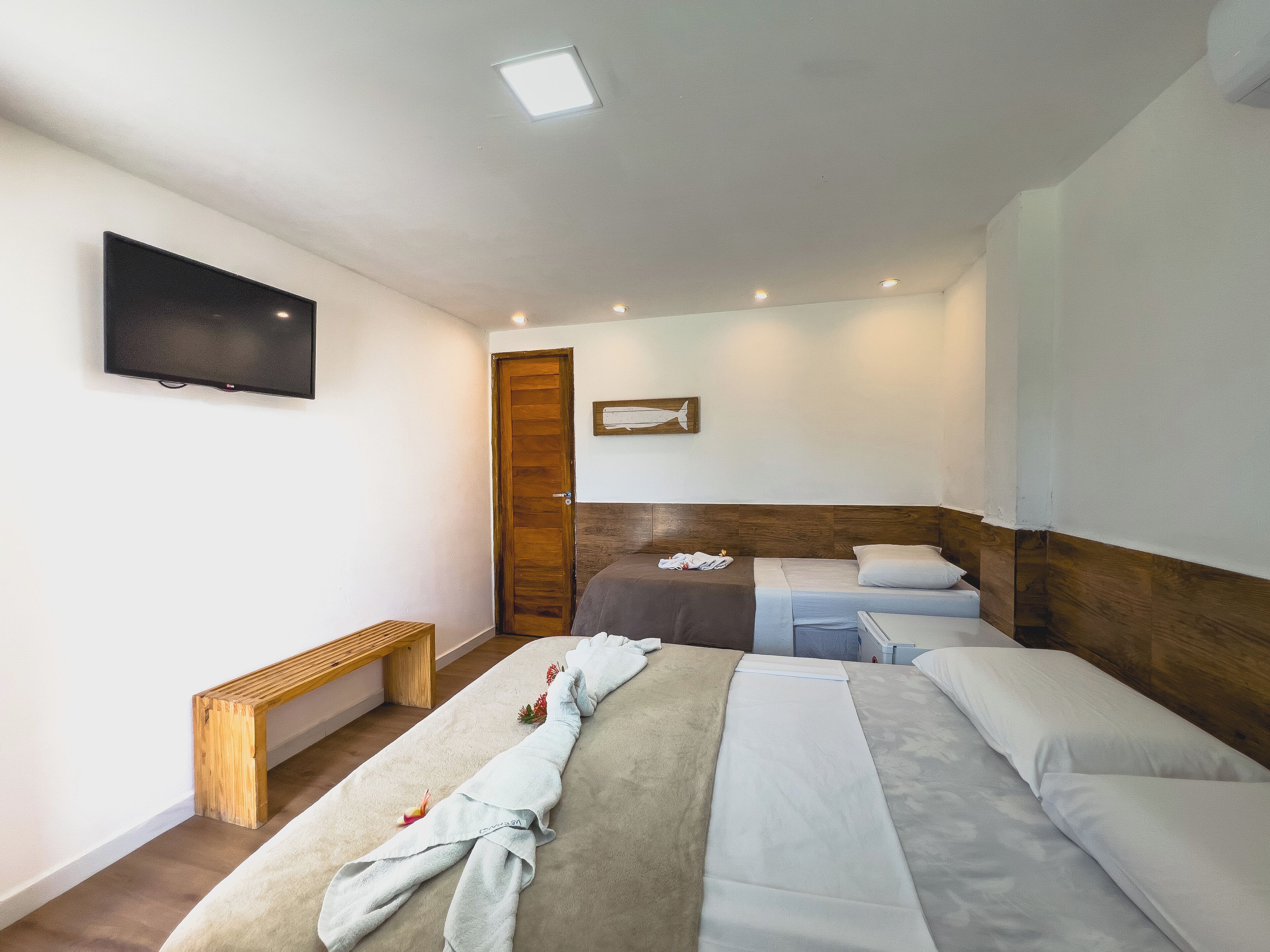 Triple Room | Minibar, individually decorated, rollaway beds, free WiFi