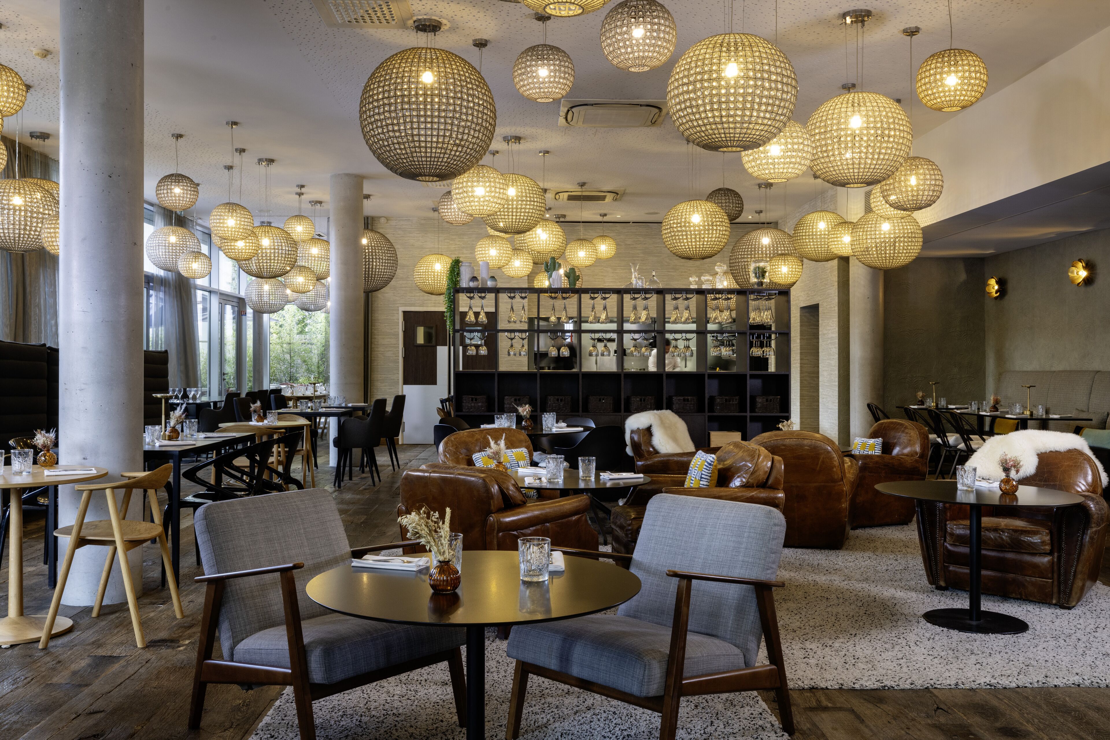 法國菜；室外用餐 