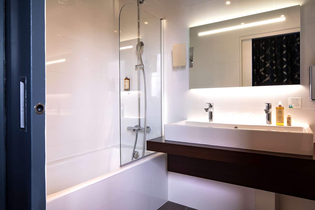 free toiletries, hair dryer, towels