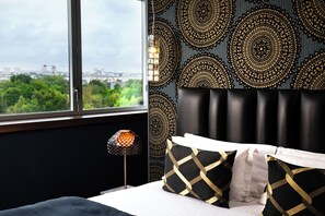 Suite junior, 1 cama Queen size (Twin bed on request) | Ropa de cama de alta calidad, camas con pillow-top y minibar