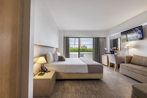 Ropa de cama de alta calidad y minibar con artículos gratuitos 