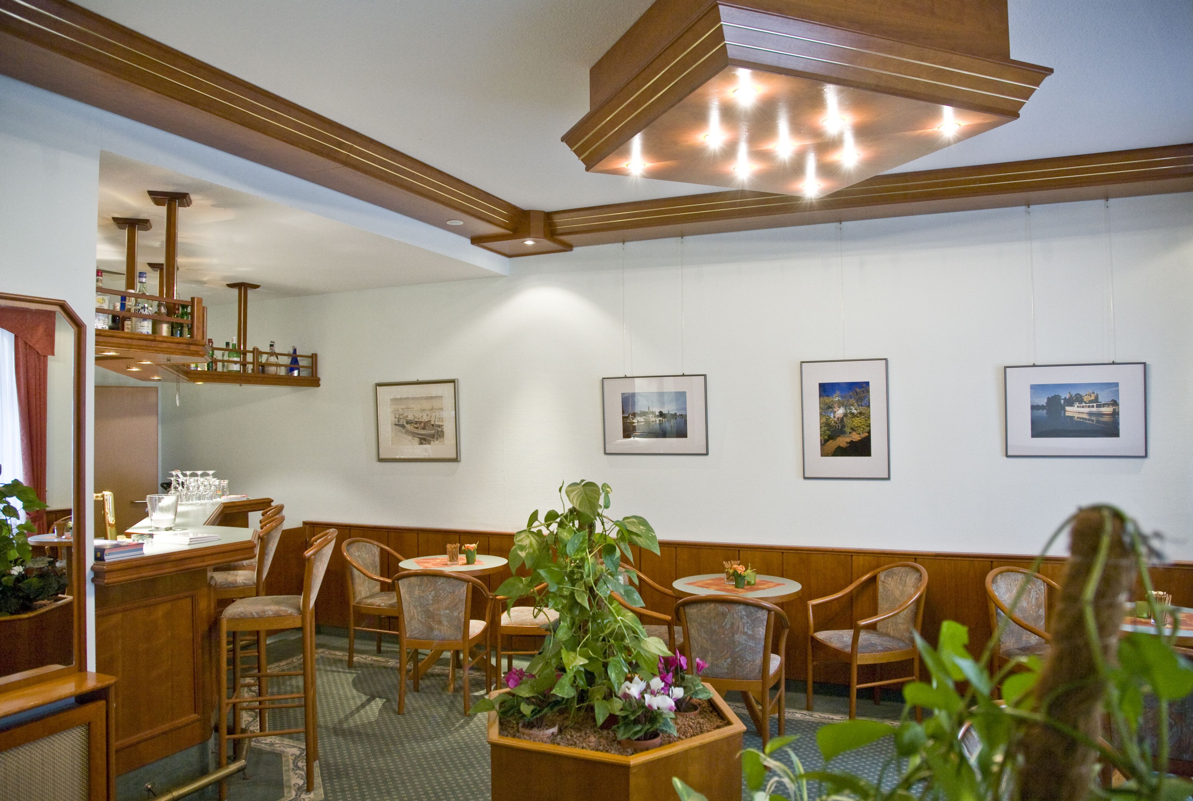 Bar (in der Unterkunft)