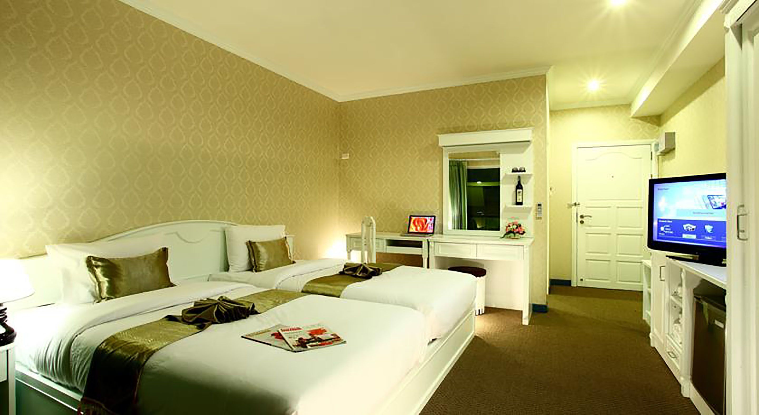 Frigobar, cortinas blackout, Wi-Fi de cortesia, roupa de cama