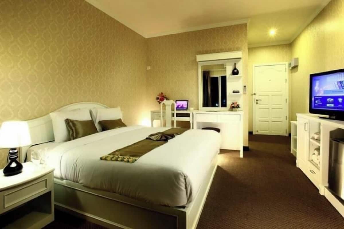 Minibar, Verdunkelungsvorhänge, kostenloses WLAN, Bettwäsche