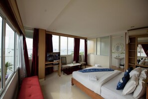 Grand Deluxe Double Room | Zimmersafe, kostenloses WLAN