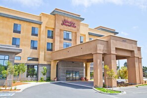 Exterior - Hampton Inn & Suites Salinas (Salinas)