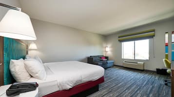 King Bed with Sofa Bed | Caja de seguridad en la habitación, insonorización y cunas gratuitas