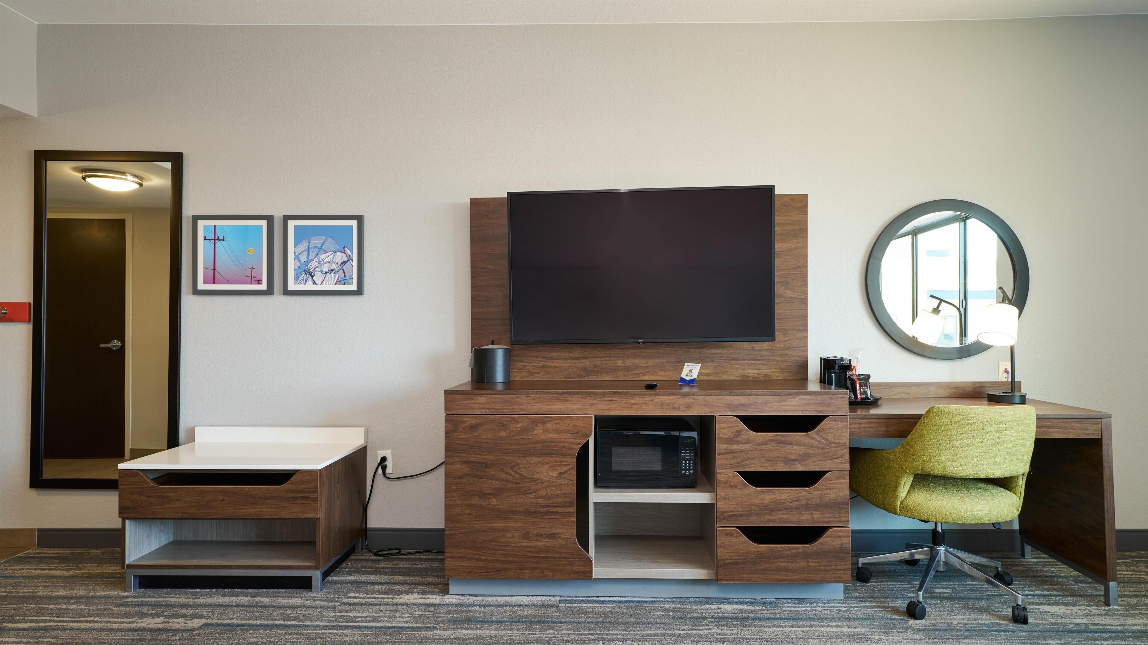In-room safe, soundproofing, cribs (free), WiFi (free)
